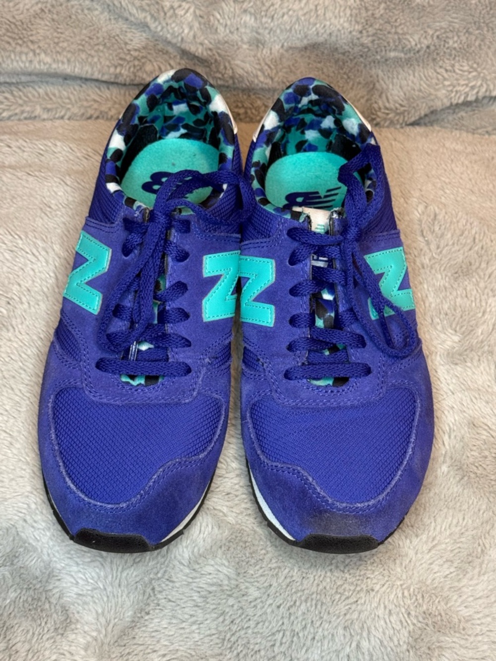 New Balance Purple and Teal Running Sneakers